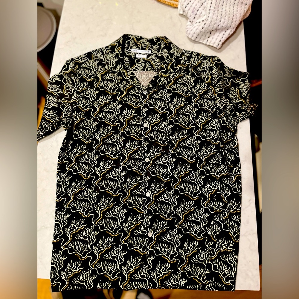 Zara M outing Button down shirt